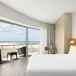 Eurostars Oasis Plaza 4*