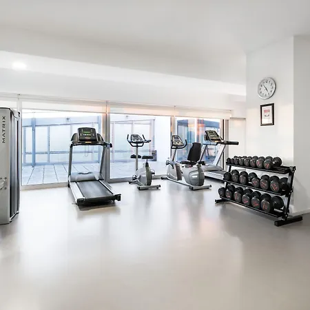 Eurostars Oasis Plaza Hotel