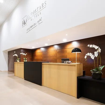 Eurostars Oasis Plaza