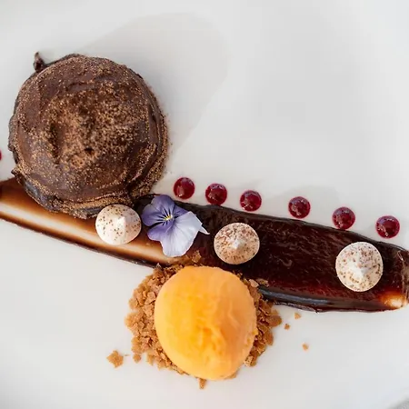 Hotel Eurostars Oasis Plaza 4*