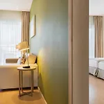 Eurostars Oasis Plaza Hotel 4*