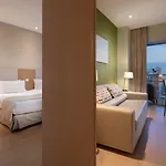 Hotel Eurostars Oasis Plaza 4*