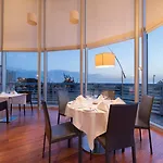 Eurostars Oasis Plaza