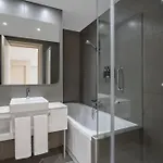 Eurostars Oasis Plaza Szálloda