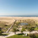 Eurostars Oasis Plaza 4*