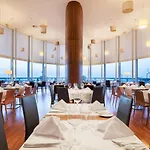 Hotel Eurostars Oasis Plaza 4*
