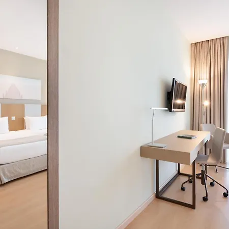 Eurostars Oasis Plaza Отель 4*