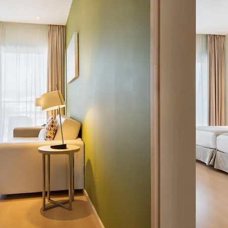Eurostars Oasis Plaza Отель 4*