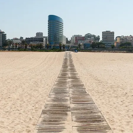 Eurostars Oasis Plaza Otel 4*