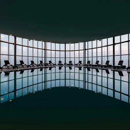Eurostars Oasis Plaza 4* Фигейра-да-Фош