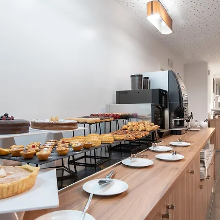 Eurostars Oasis Plaza Отель 4*