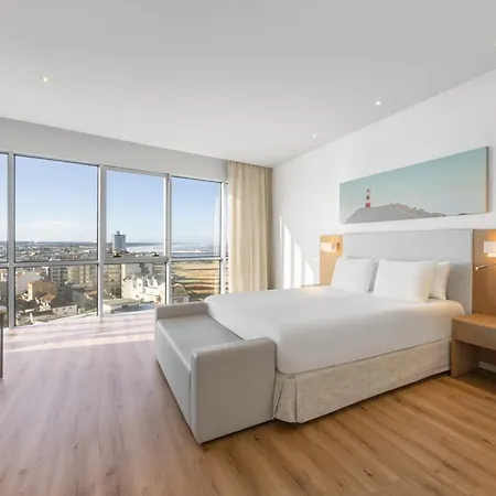 Eurostars Oasis Plaza Hotel 4*