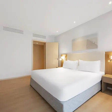 Eurostars Oasis Plaza 4* Фигейра-да-Фош
