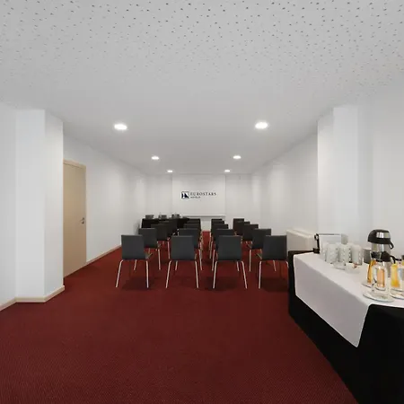 Hotel Eurostars Oasis Plaza
