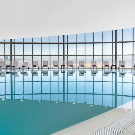 Hotel Eurostars Oasis Plaza 4*