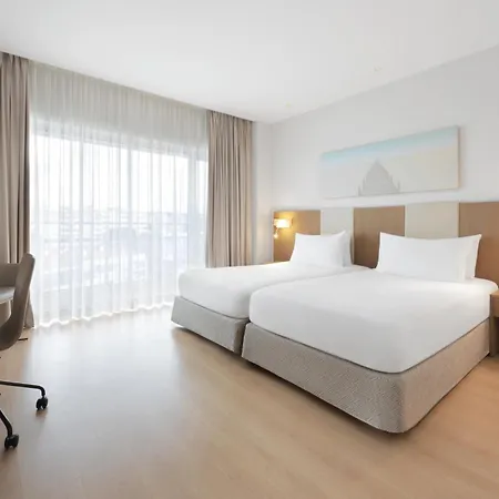 Hotel Eurostars Oasis Plaza