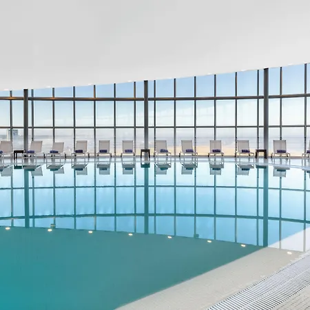 Eurostars Oasis Plaza Hotel