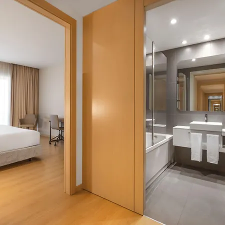 Hotel Eurostars Oasis Plaza