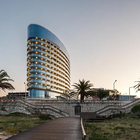 Eurostars Oasis Plaza Otel 4*
