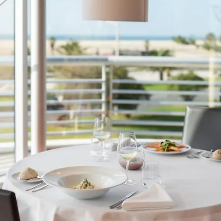 Otel Eurostars Oasis Plaza